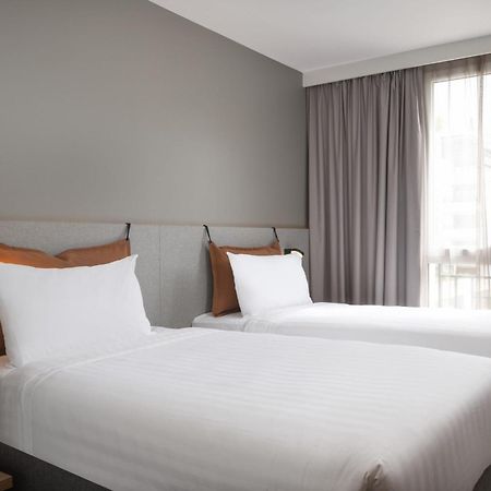 Moxy Paris 克拉马 外观 照片