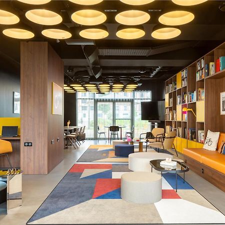 Moxy Paris 克拉马 外观 照片