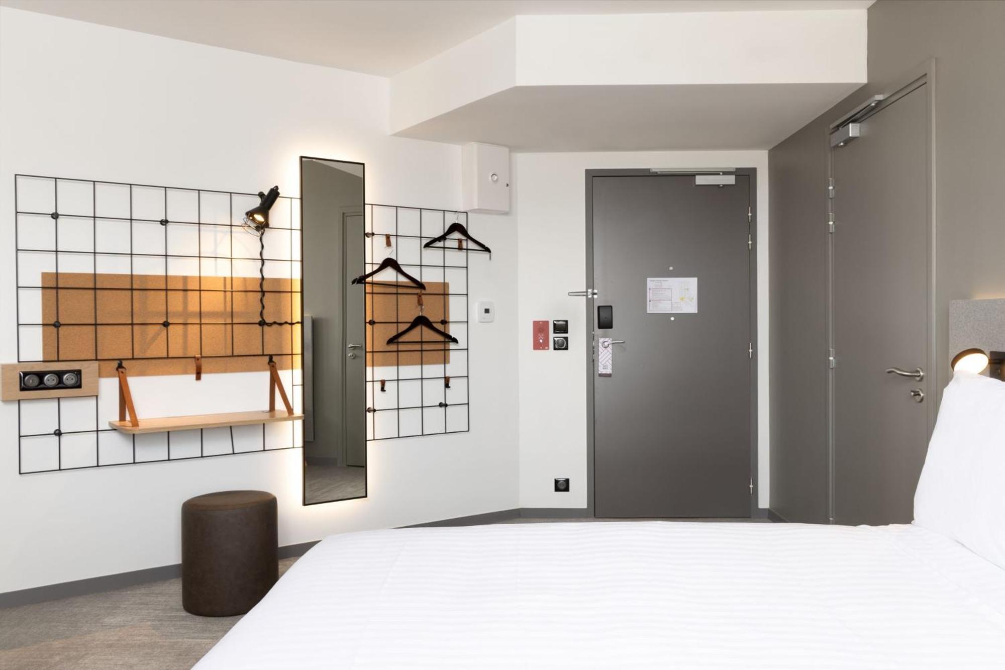 Moxy Paris 克拉马 外观 照片